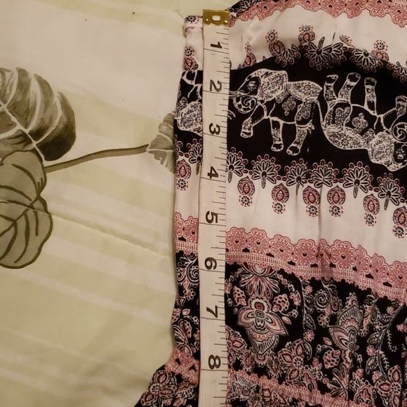 Rue21 women rompers pit to pit 20 Waist 13 - Picture 6 of 8